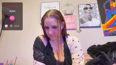Feisty online show from February 18, 8:04 pm