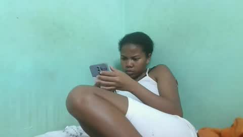 fenou122745 online show from December 3, 8:00 pm