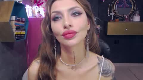 Snapshot of fetishsarah chatting on March 11, 7:36 pm Sarah online show from March 11, 7:36 pm