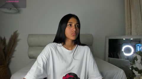 Snapshot of ffreyja_ chatting on September 30, 12:49 am Freyja online show from September 30, 12:49 am