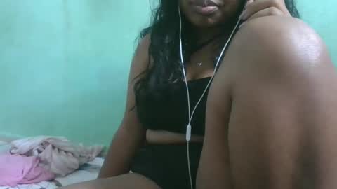 Snapshot of fifaalydia chatting on September 28, 6:57 pm fifaalydia online show from September 28, 6:57 pm