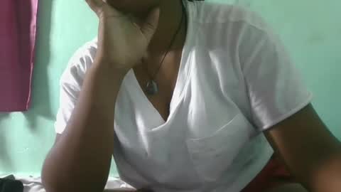 Snapshot of fifaalydia chatting on February 24, 6:47 pm fifaalydia online show from February 24, 6:47 pm