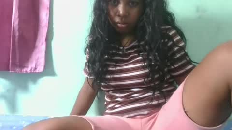 Snapshot of fifaalydia chatting on February 12, 5:47 am fifaalydia online show from February 12, 5:47 am