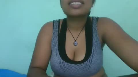 Snapshot of fifaalydia chatting on March 10, 9:34 am fifaalydia online show from March 10, 9:34 am