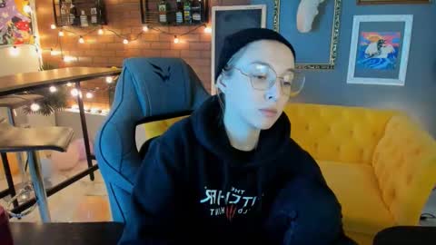 Snapshot of filipinaadams chatting on September 18, 12:20 am cap  online show from September 18, 12:20 am