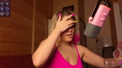 Lady online show from June 28, 3:51 pm