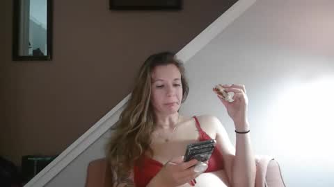 Snapshot of findomgoddessnatalia chatting on October 4, 11:09 pm Goddess Natalia Findom online show from October 4, 11:09 pm