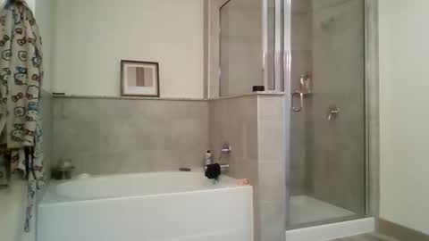 Fine China online show from June 9, 8:19 pm