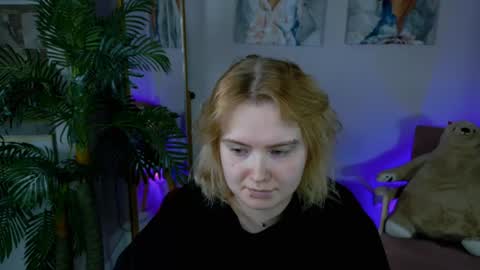 Fiona online show from May 6, 10:25 pm