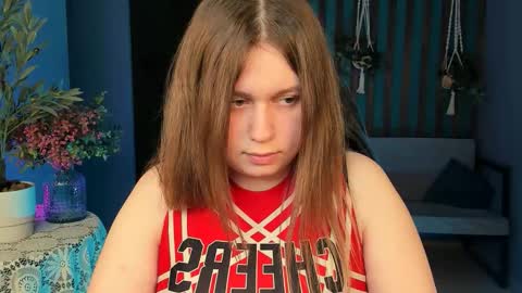 fiora online show from September 26, 1:53 pm