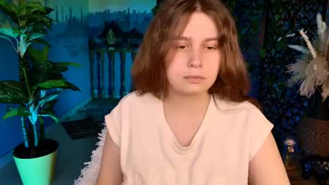 fiora online show from June 26, 5:41 am