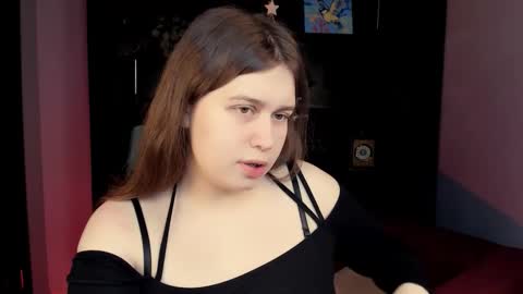 fiora online show from February 1, 7:51 am