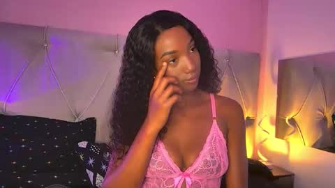 Fiorela Lenin  online show from February 2, 6:51 pm