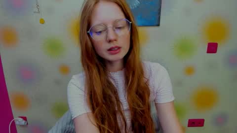 Snapshot of fire_luna chatting on September 13, 5:15 am fire_luna online show from September 13, 5:15 am