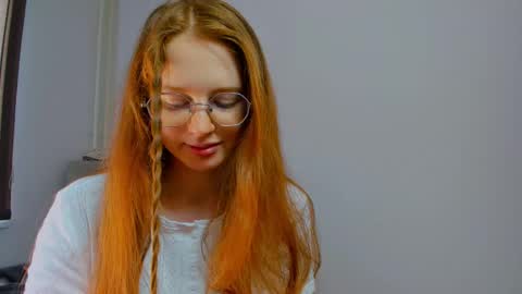 Snapshot of fire_luna chatting on January 30, 10:08 am fire_luna online show from January 30, 10:08 am