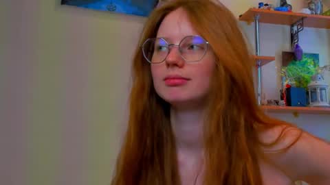 fire_luna online show from February 20, 6:48 am