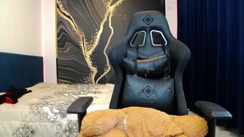 flirtdeea online show from May 2, 3:26 pm