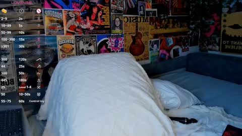 Emely  online show from February 22, 9:10 pm