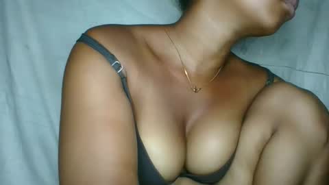 florencia011 online show from November 22, 7:00 am