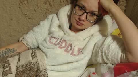 say meow and send tip  online show from January 26, 4:41 pm