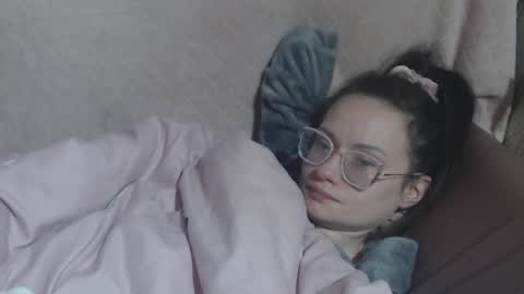 say meow and send tip  online show from March 13, 12:17 pm