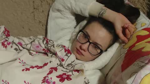 say meow and send tip  online show from February 17, 9:10 pm