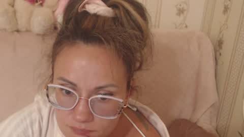 say meow  and  send tip  online show from June 25, 2:40 pm