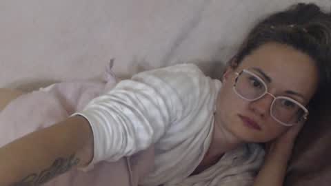 say meow  and  send tip  online show from July 16, 3:27 pm