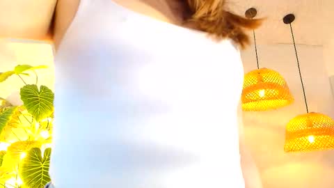  FLUFFY BUBBLE  online show from November 16, 4:14 am