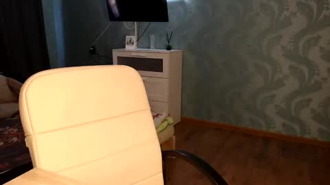 Molli  Ready for any play with you. COLLECTING DONATIONS FOR A WEDDING online show from March 24, 3:17 pm