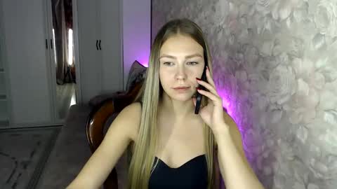 Molli  Ready for any play with you. COLLECTING DONATIONS FOR A WEDDING online show from October 22, 4:34 pm