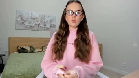 Kira online show from January 19, 1:46 am