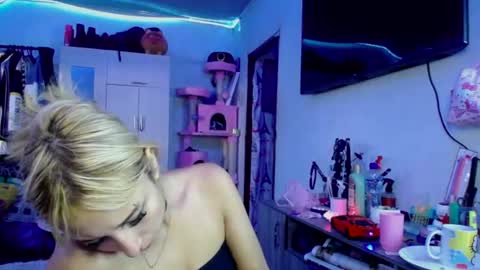 foxbunny_xd online show from June 16, 10:55 pm