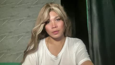 KITTY online show from June 25, 2:07 pm