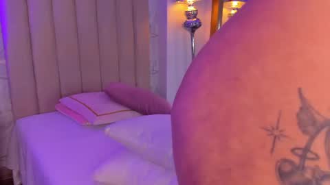 Foxy online show from July 10, 8:42 pm