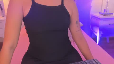 Foxy online show from June 14, 7:58 pm