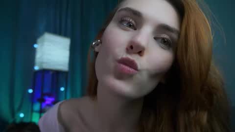 Eva online show from December 14, 8:03 pm