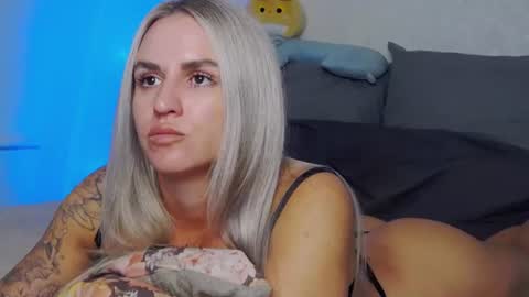 Foxy Kimmi online show from July 16, 7:46 am