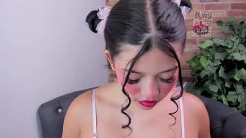 Loren online show from June 5, 11:05 am