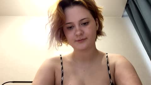 Kate online show from May 24, 1:54 pm