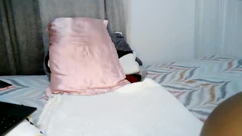 Kayla online show from May 8, 4:49 am