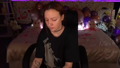 Maya online show from February 18, 2:38 pm