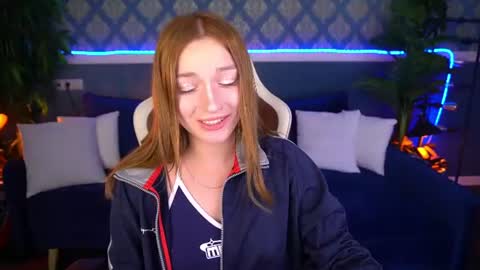 Maya online show from July 5, 7:08 pm