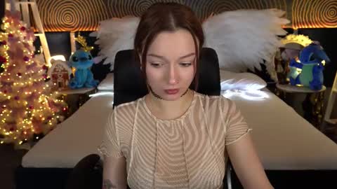 Maya online show from January 13, 2:21 pm