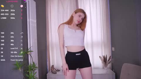 Jane Foxy online show from November 13, 6:12 am