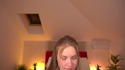 Kate online show from June 17, 11:50 pm