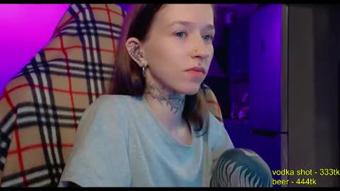 fran_bow online show from October 27, 4:41 am