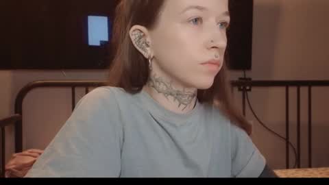 fran_bow online show from March 16, 1:48 pm