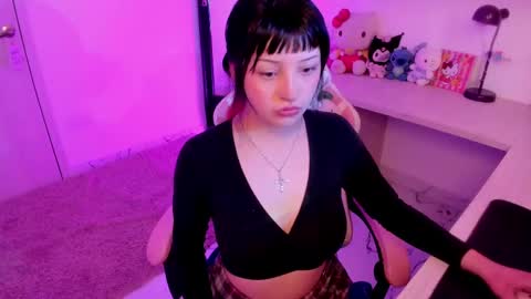 Snapshot of francesca_7 chatting on January 28, 6:49 pm francesca_7 online show from January 28, 6:49 pm