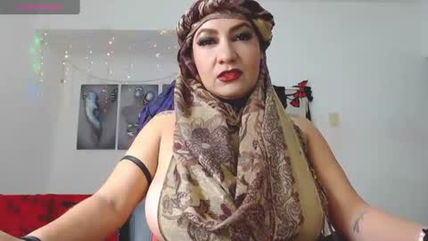 franchesca lussuria online show from August 1, 2:35 am
